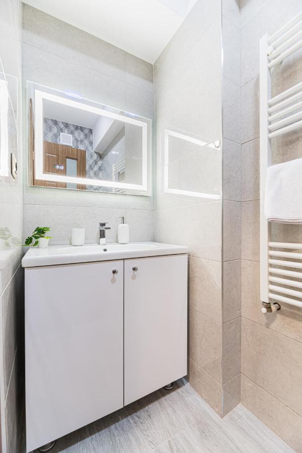 Isaran 2D4E Apartment Brassó Kültér fotó