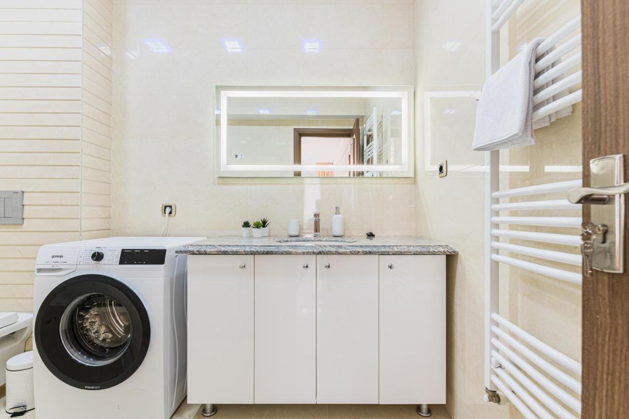 Isaran 2D4E Apartment Brassó Kültér fotó