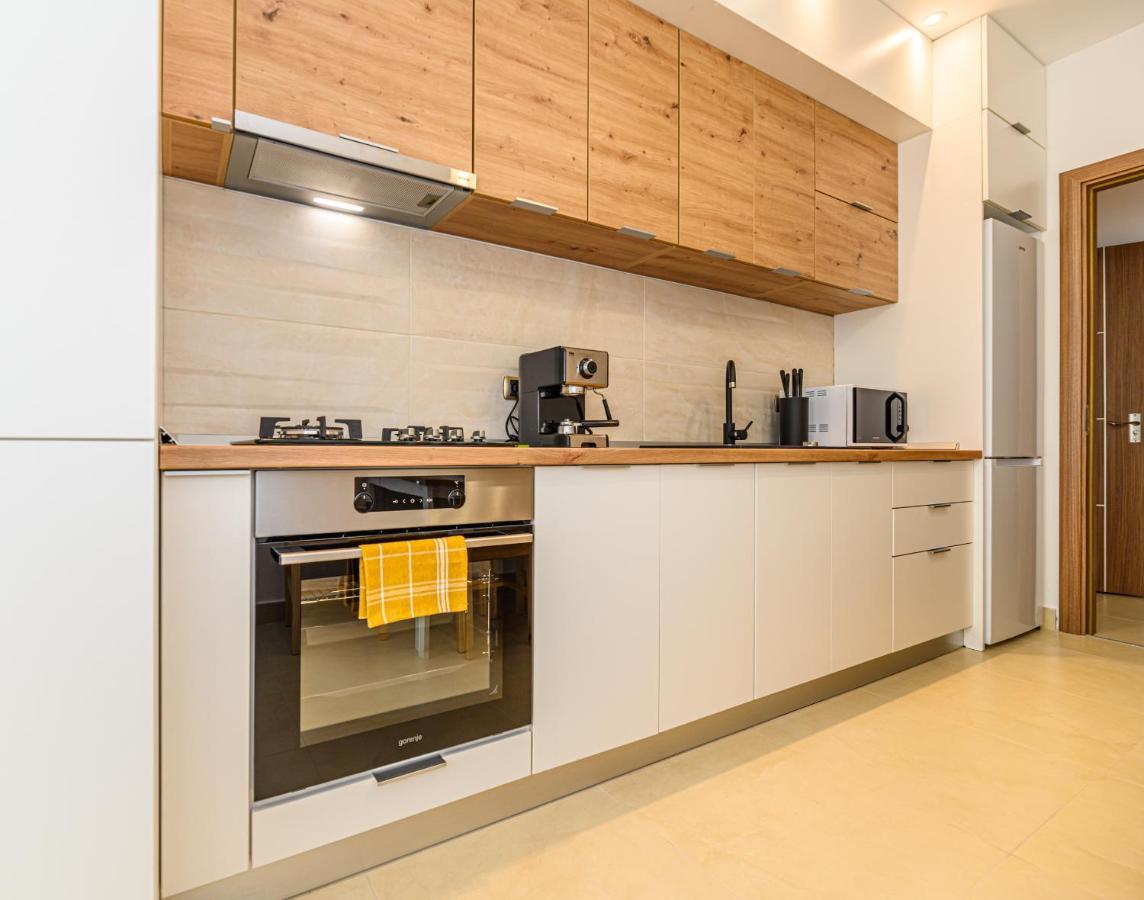 Isaran 2D4E Apartment Brassó Kültér fotó