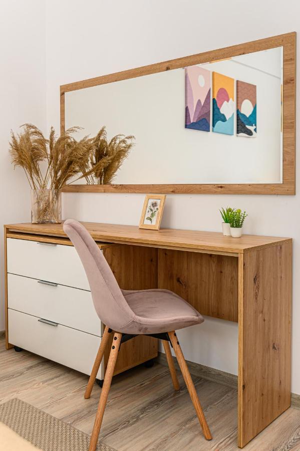 Isaran 2D4E Apartment Brassó Kültér fotó
