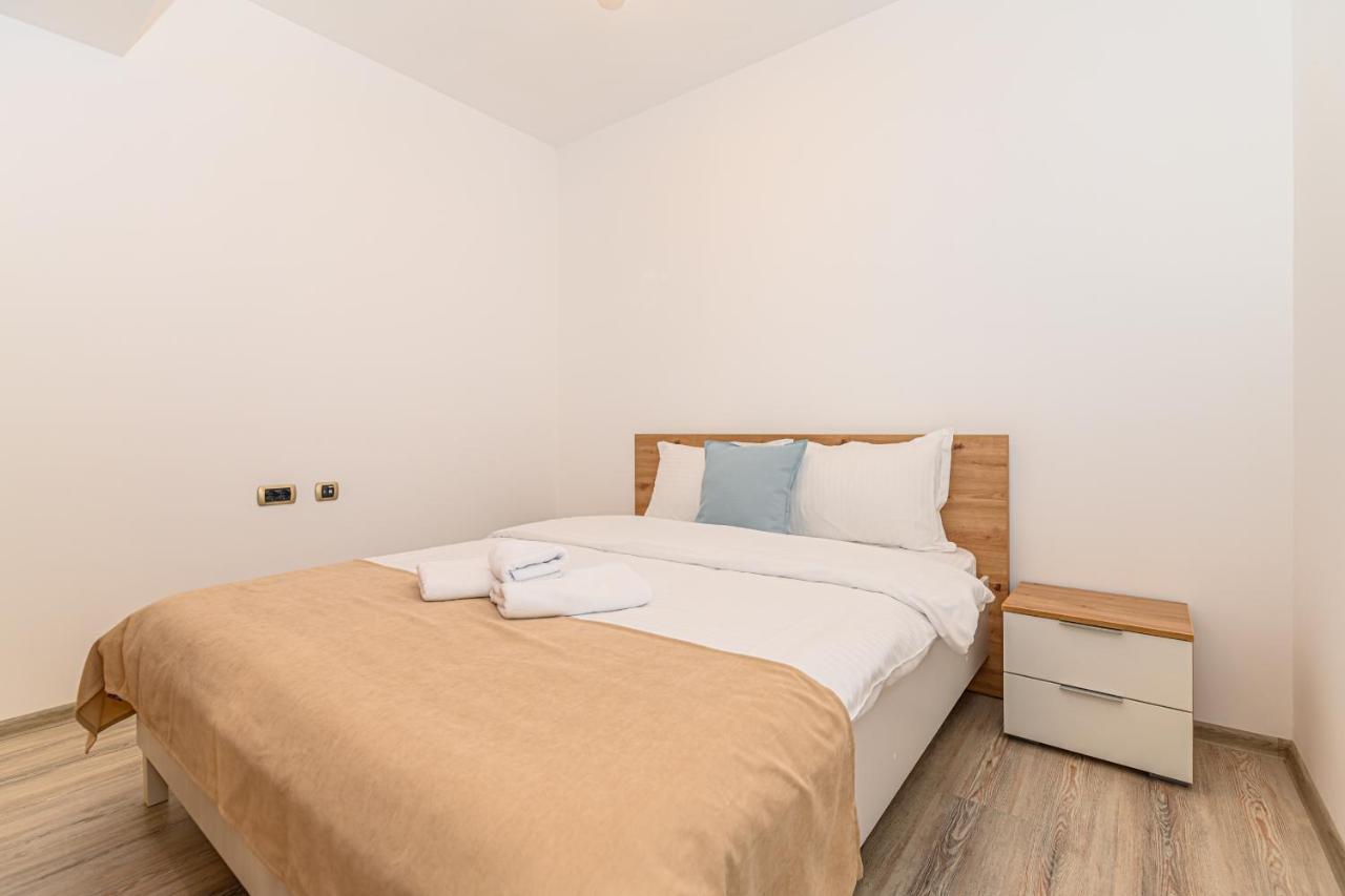Isaran 2D4E Apartment Brassó Kültér fotó