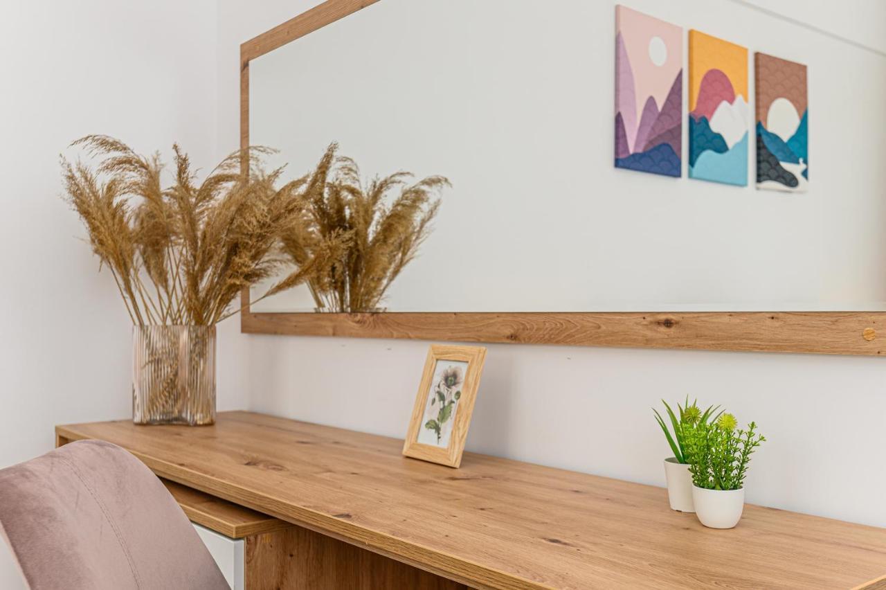Isaran 2D4E Apartment Brassó Kültér fotó